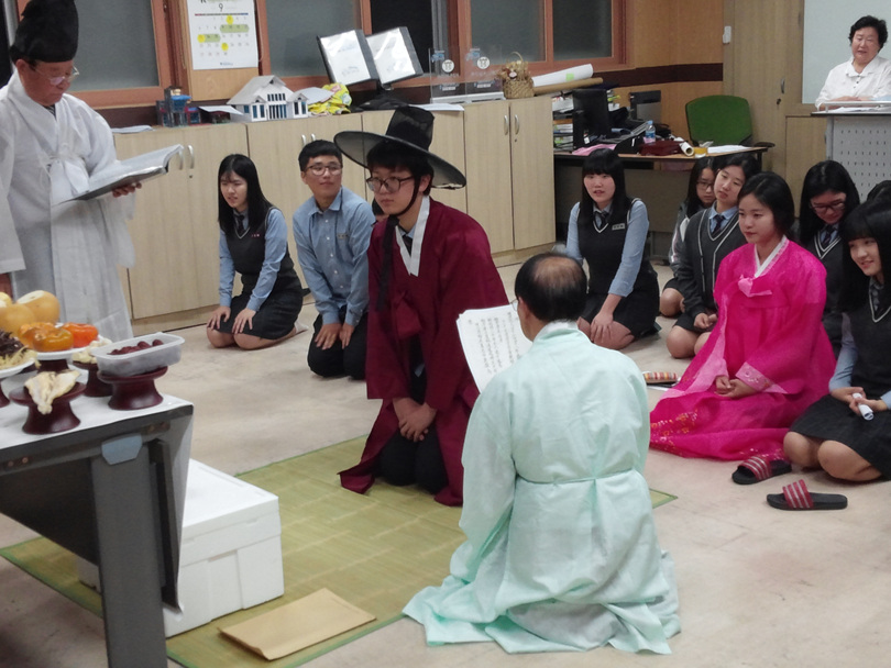 “차례상, 우리도 차릴 수 있어요.”